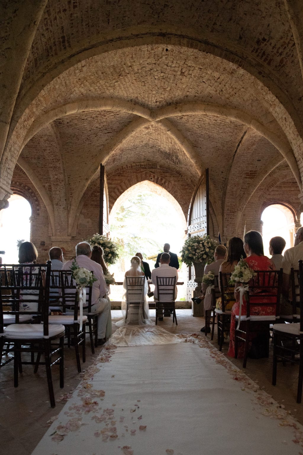 yes wedding italy wedding in abbey of san galgano ceremony celebration 66