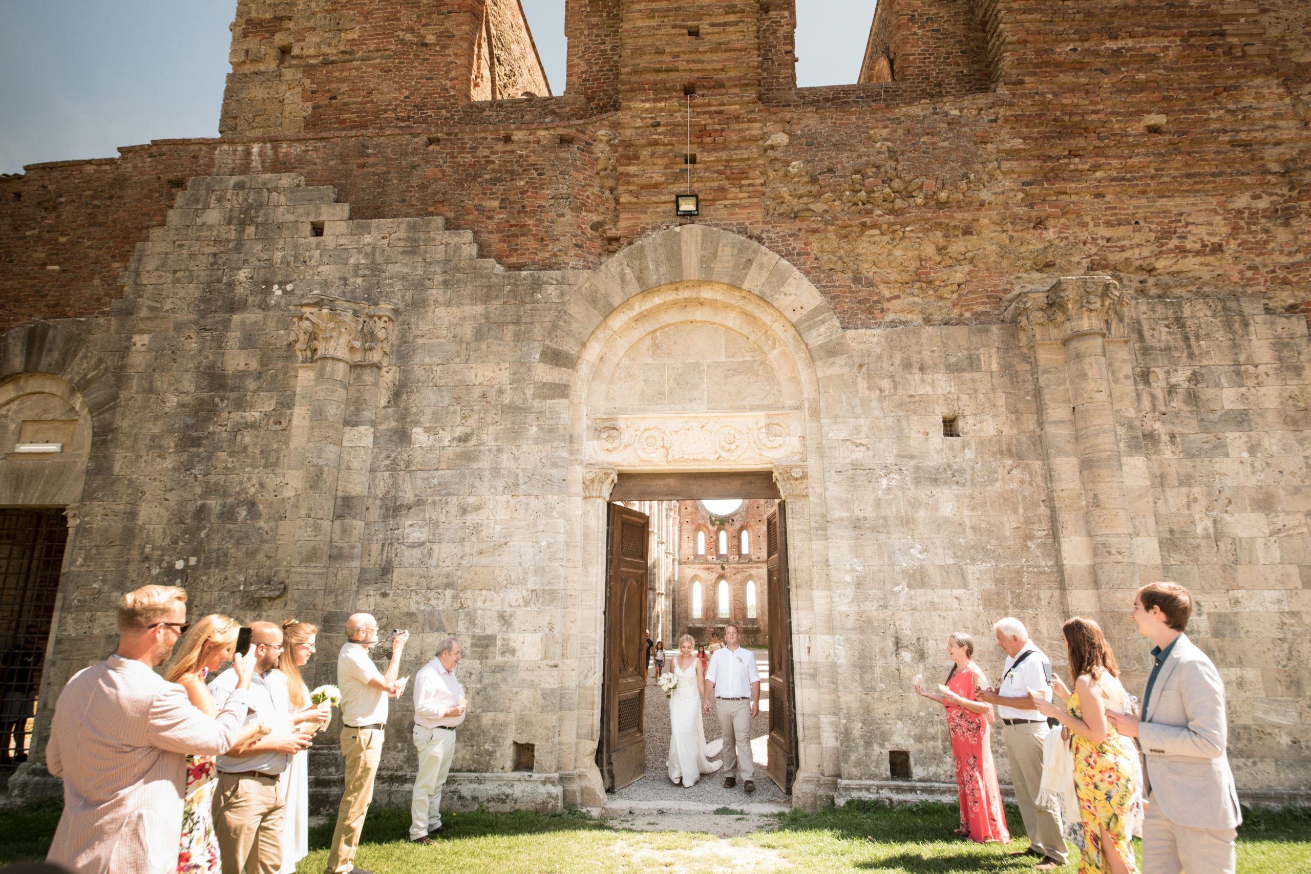 Yes Wedding Italy Celebration in San Galgano abbey